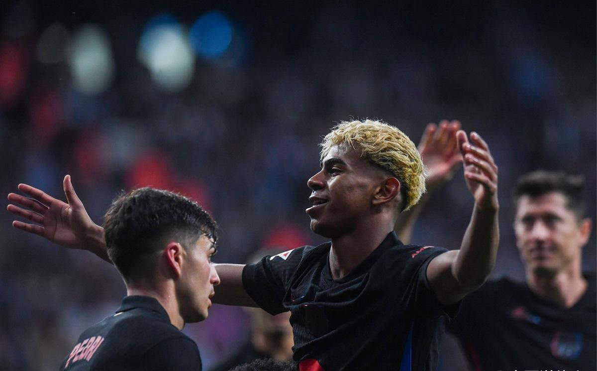 莱万多夫斯基爆冷击败瑞士队，赛事规则更新引爆全场！