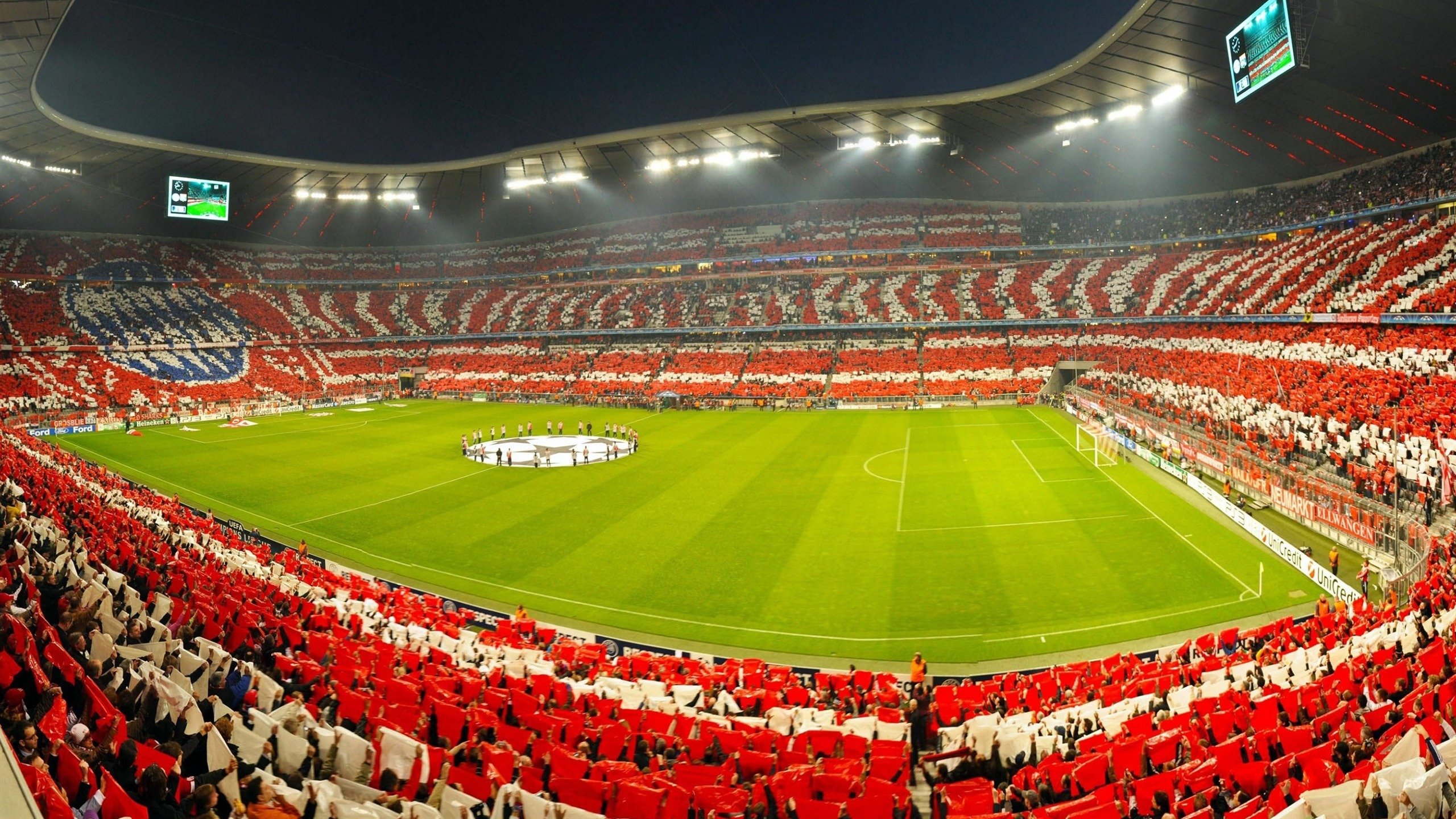 哈兰德重返赛场，战术调整首场状态出色，中国队观众沸腾！全场沸腾不已