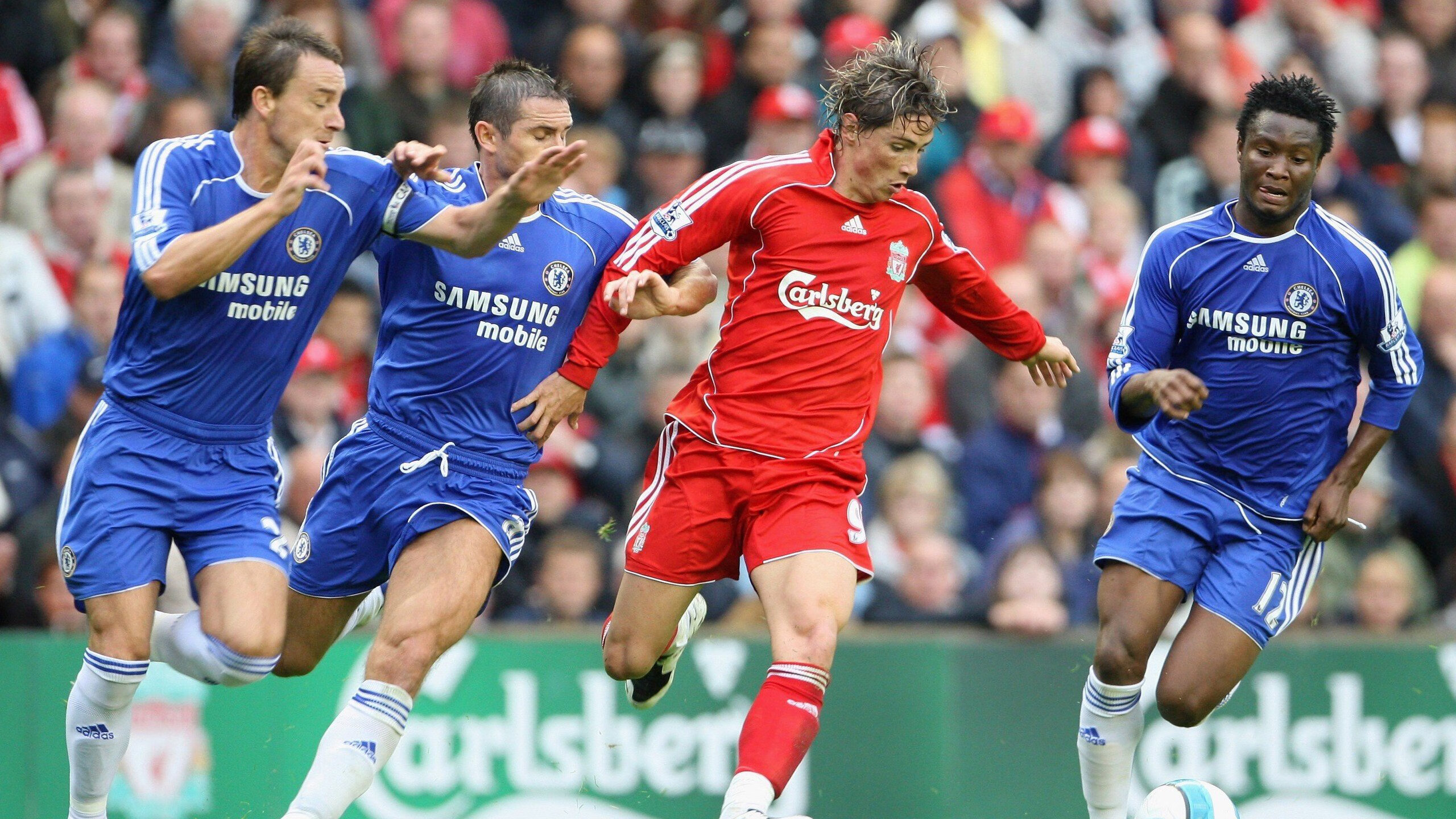 库里赛后谦逊发言登热搜，利雅得新月惊险巴黎圣日耳曼引发热议(汪苏泷口音梗)